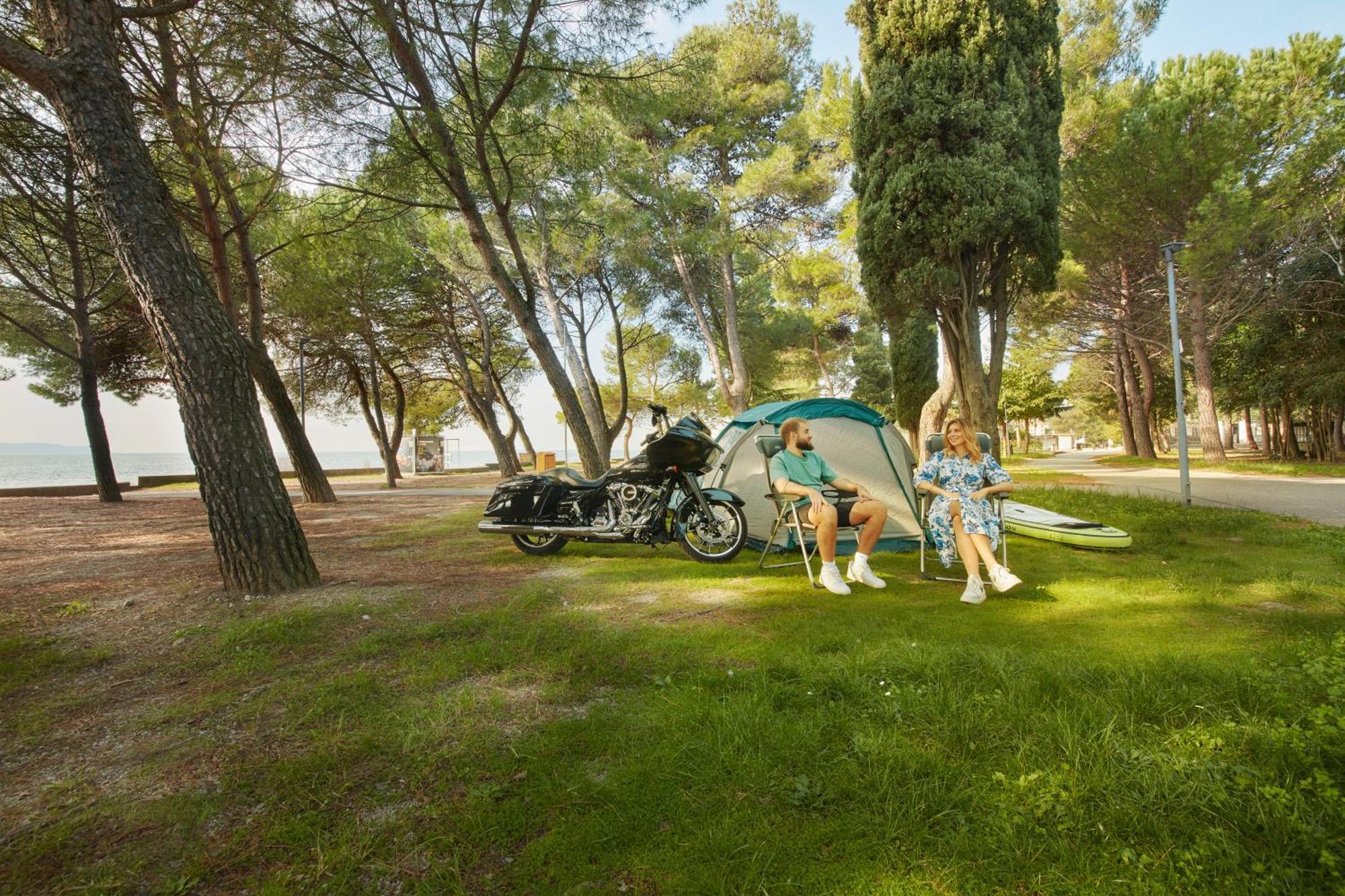 Camping Adria Ankaran - Pitches מראה חיצוני תמונה